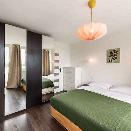 Saska Kepa Green Apartment Warszawa Exteriör bild